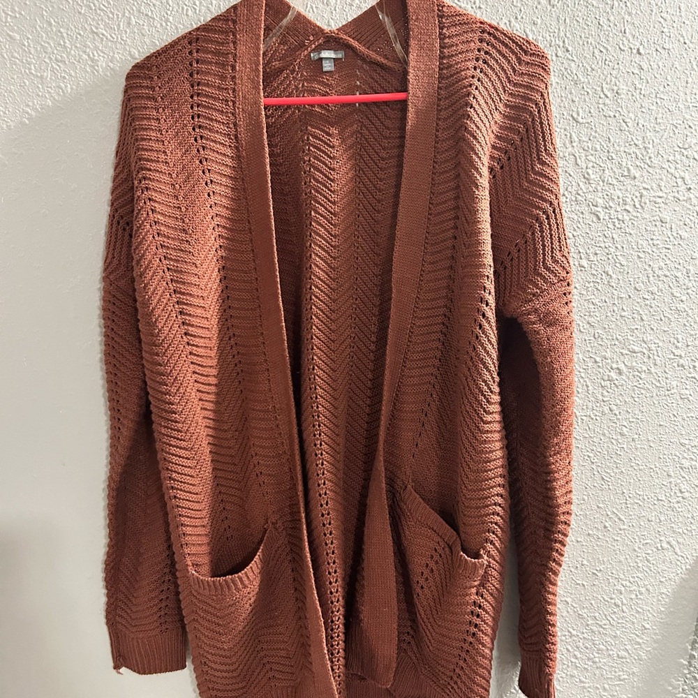 Red/brown cardigan